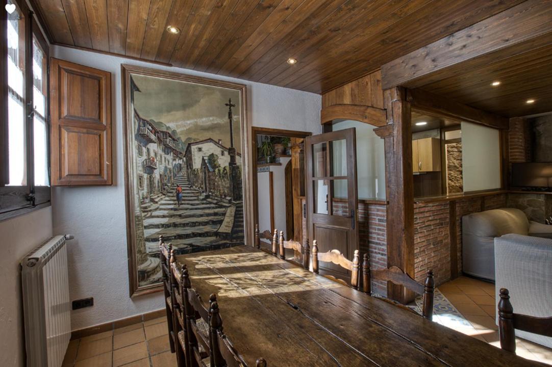 בית הארחה רופיט 	Nastura Casa Rural L'Art מראה חיצוני תמונה