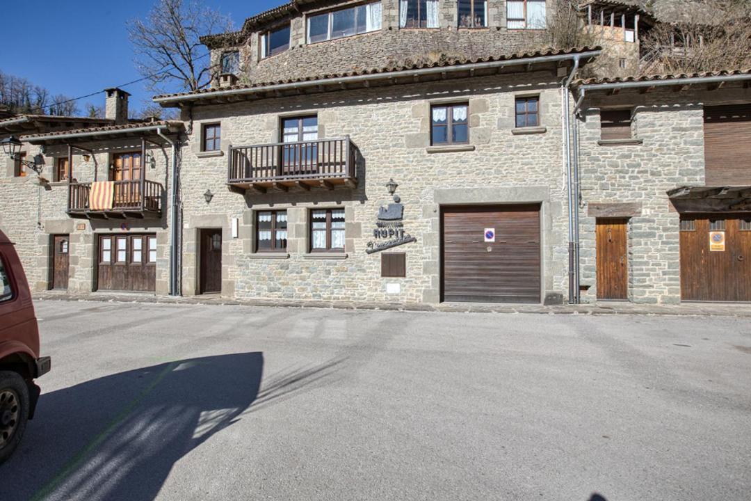 בית הארחה רופיט 	Nastura Casa Rural L'Art מראה חיצוני תמונה