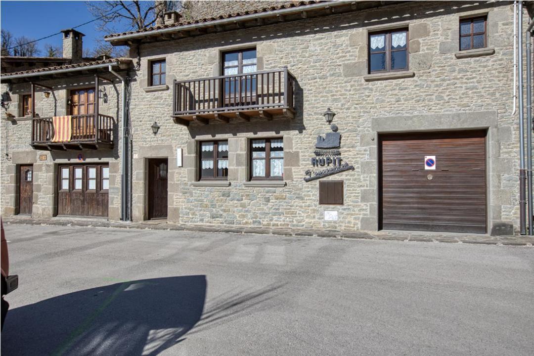 בית הארחה רופיט 	Nastura Casa Rural L'Art מראה חיצוני תמונה